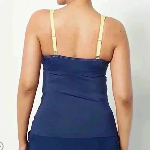 Land’s End V-Neck Wrap Underwire Tankini Bathing Suit Top Like New - Picture 5 of 6